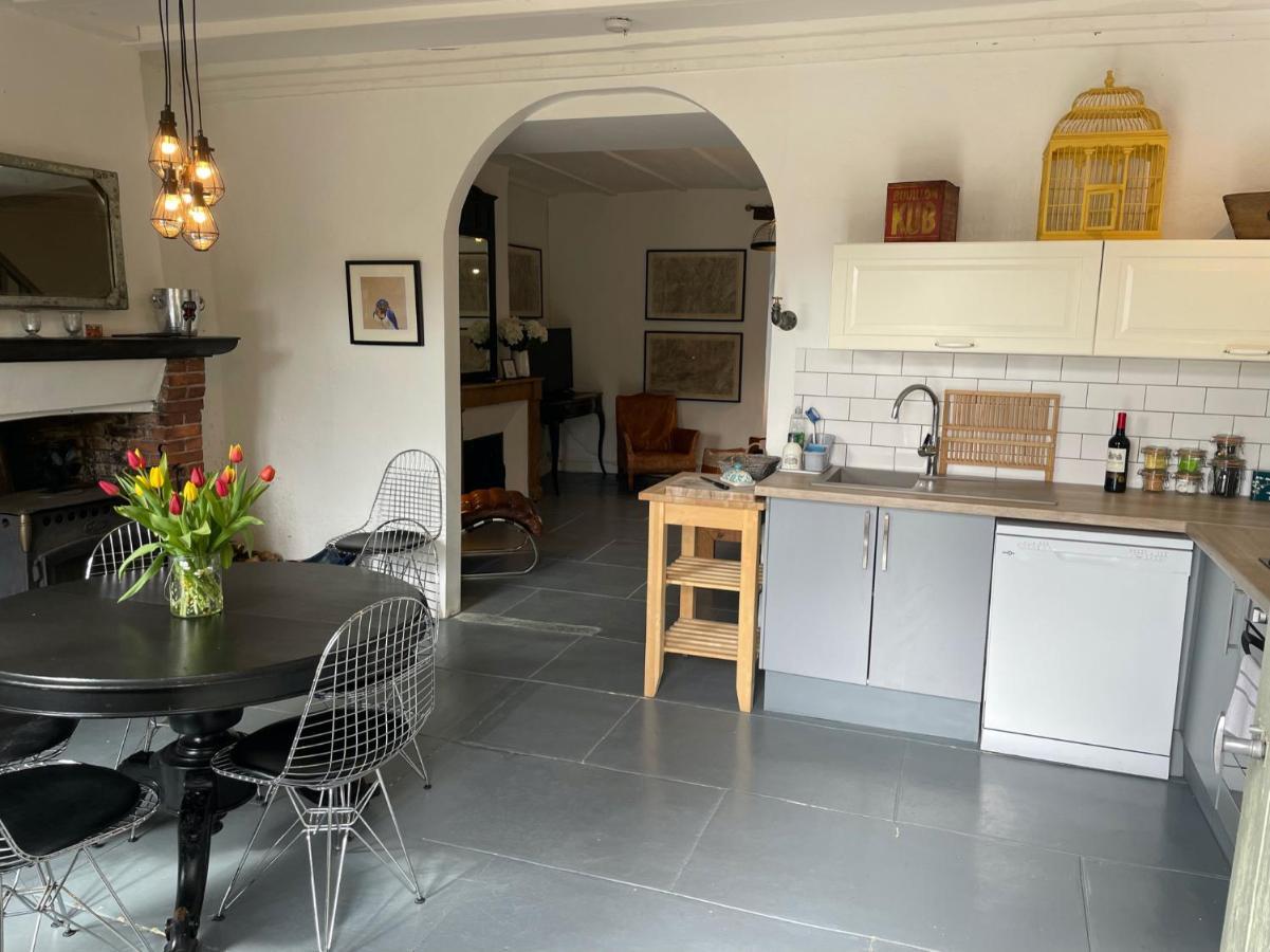 Maison Hirondelles Gites Mezieres-sur-Issoire Екстериор снимка