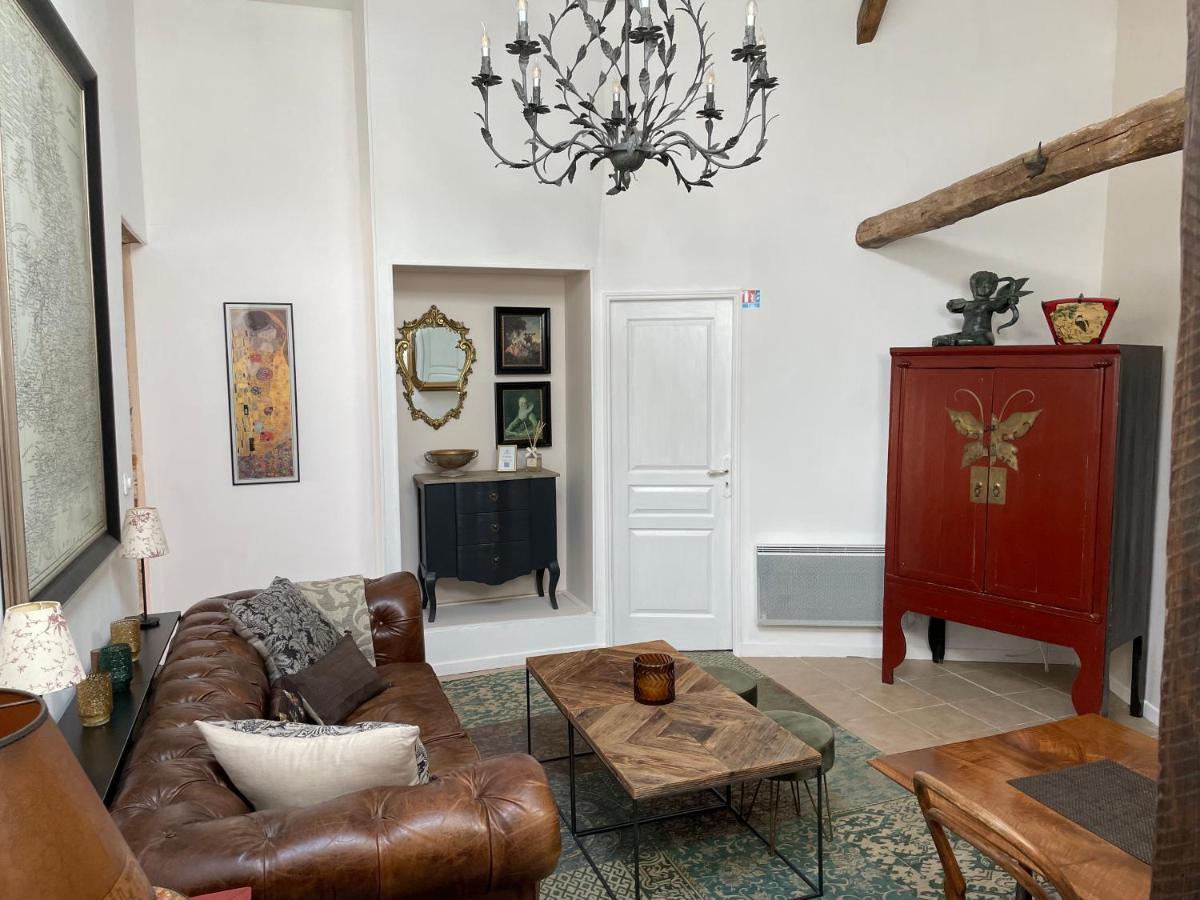 Maison Hirondelles Gites Mezieres-sur-Issoire Екстериор снимка